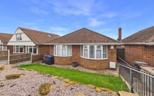 Woodside Avenue, Northampton, NN3